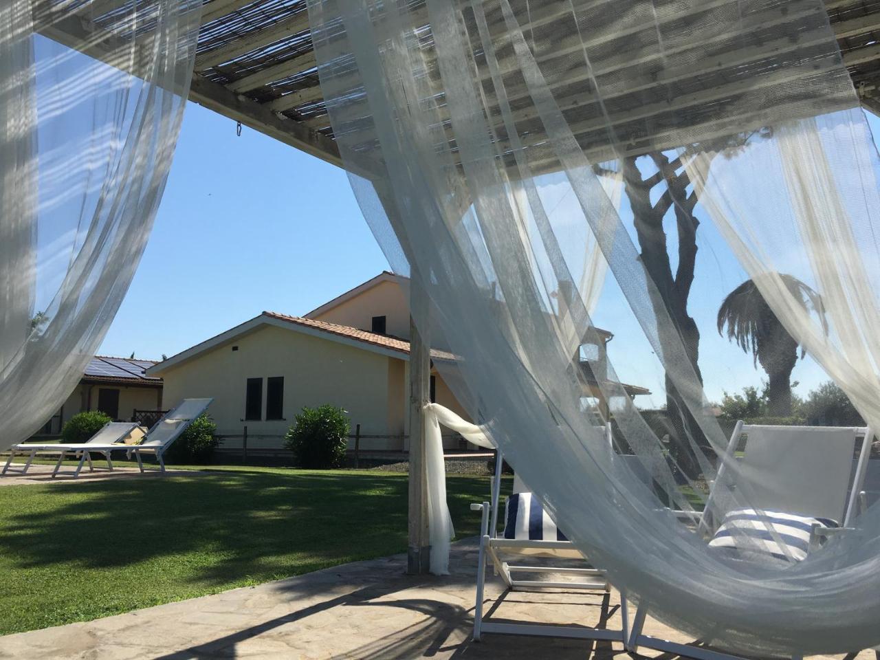 Agriturismo Beveraggio Appartamenti Marina di Grosseto Bagian luar foto